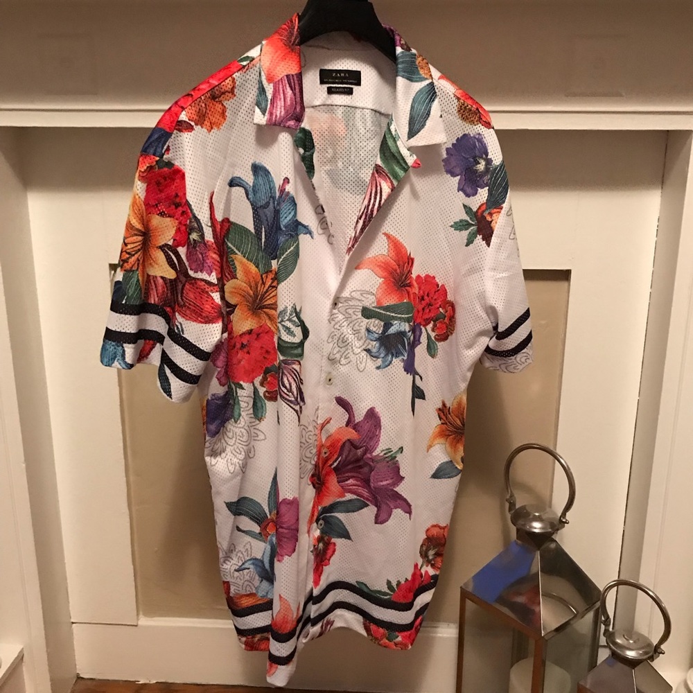 Zara Jersey Floral Short-Sleeve Buttondown